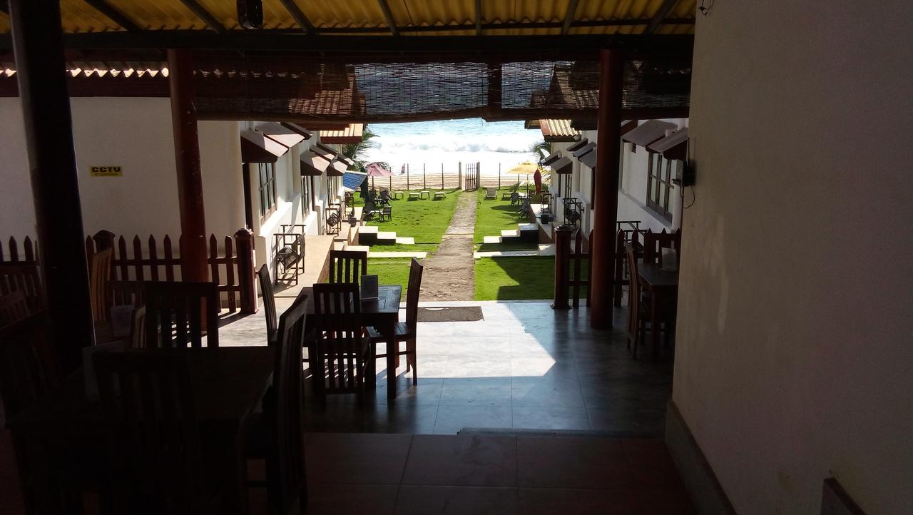 Ramon Beach Resort Ambalangoda  Esterno foto