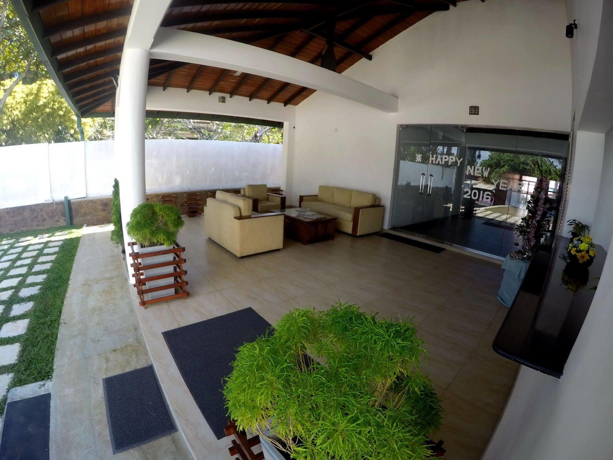 Ramon Beach Resort Ambalangoda  Esterno foto