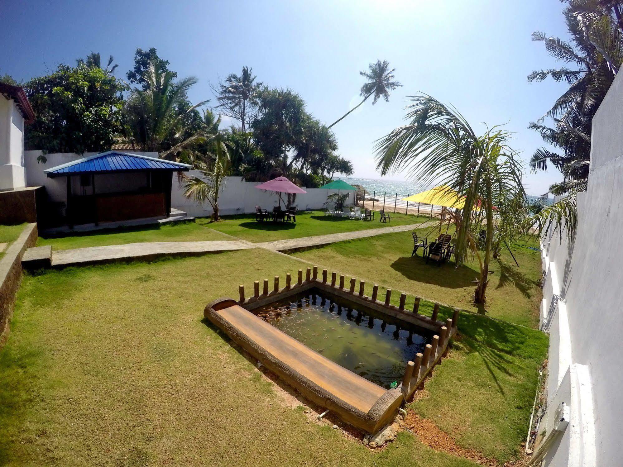 Ramon Beach Resort Ambalangoda  Esterno foto